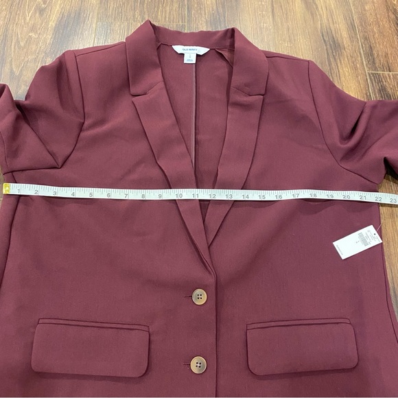 NWT burgundy blazer - Picture 12 of 14